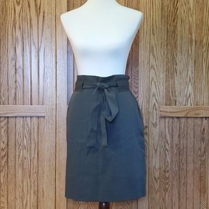Banana republic army green belted skirt